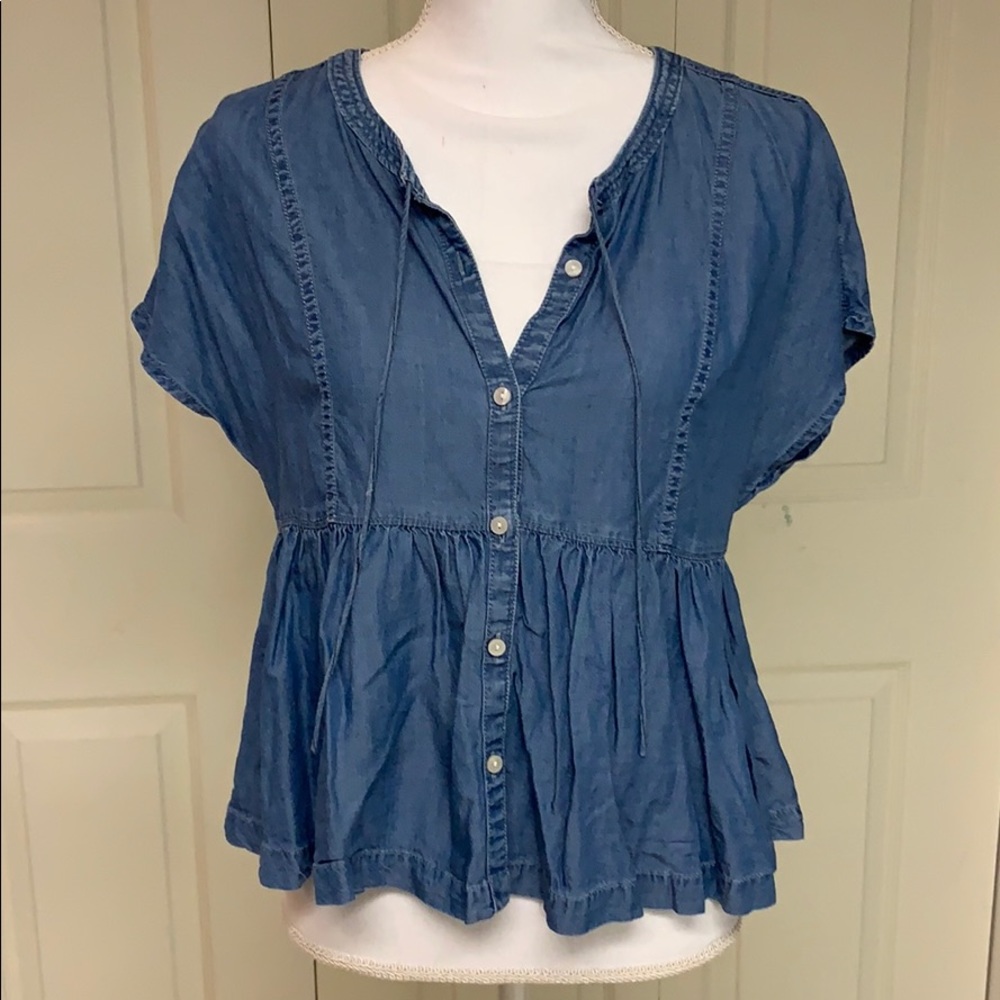 Aerie crop top with buttons size small